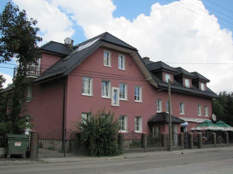 Gosciniec Ella Inn Lipniki Lipniki  Exteriér fotografie