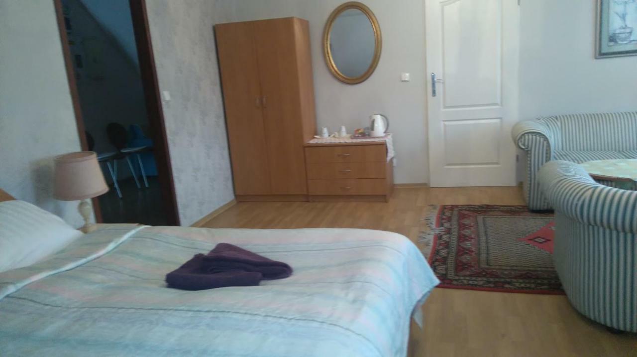 Gosciniec Ella Inn Lipniki Lipniki  Exteriér fotografie